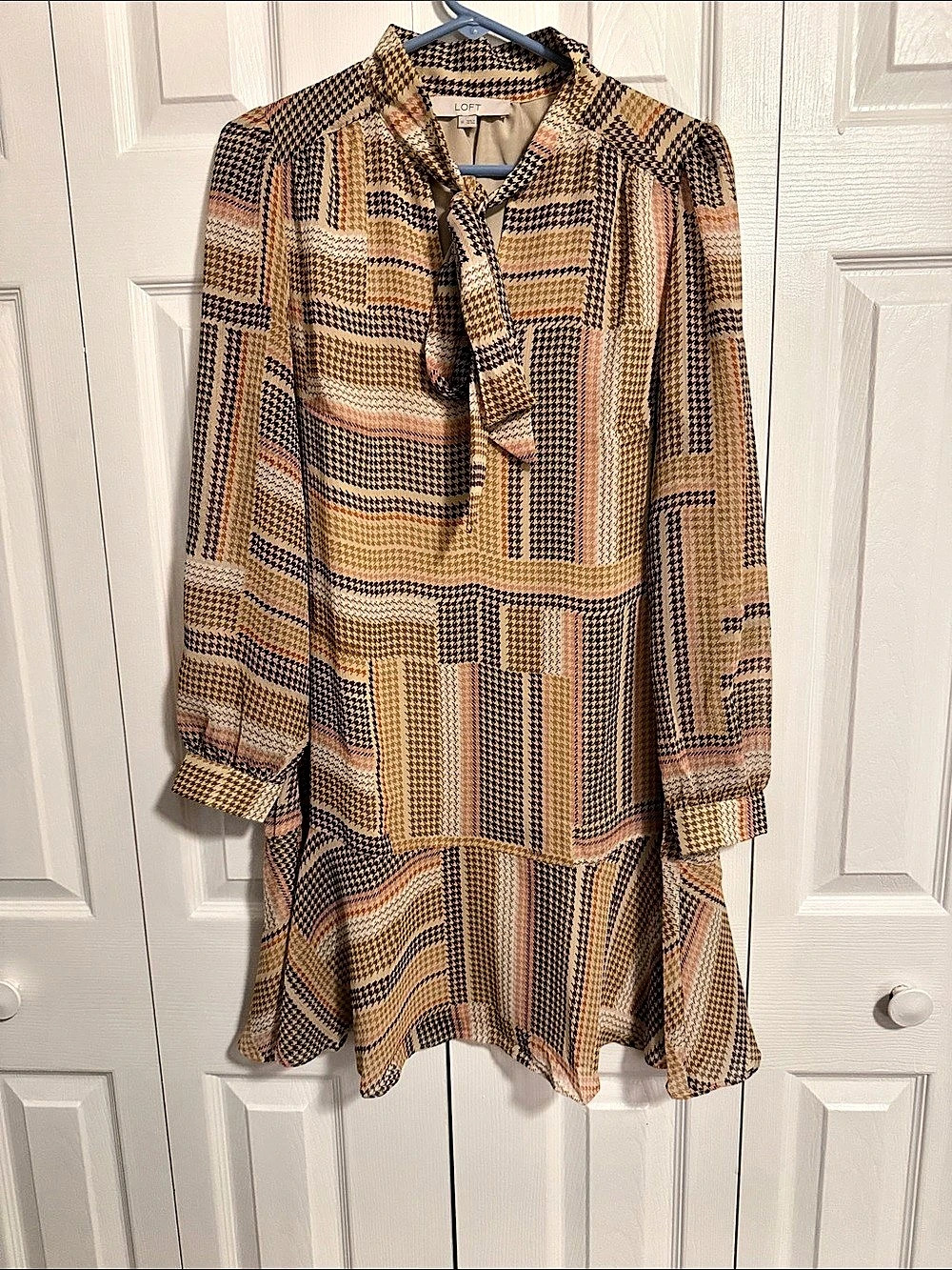 LOFT Geometric Mini Dress in Brown & Pink Size Medium Like New